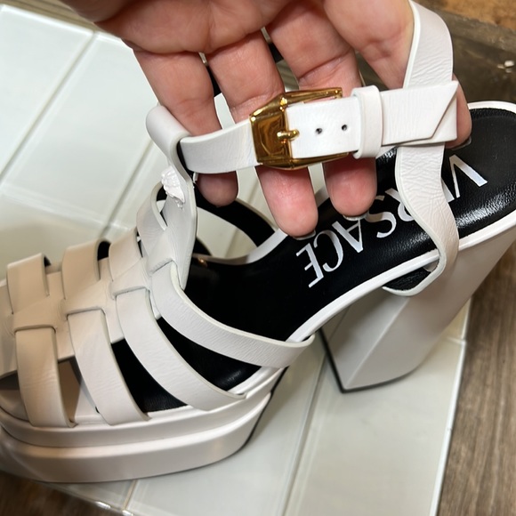 Versace La Medusa White Platform Sandal Heels - Picture 13 of 16